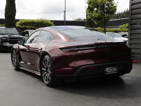 Used 2021 Porsche Taycan 4S AWD/4WD image 6