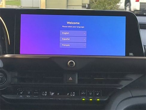 Used 2023 Toyota Crown Limited image 17