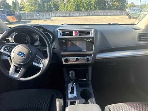 Used 2016 Subaru Outback 2.5i Premium AWD/4WD image 12