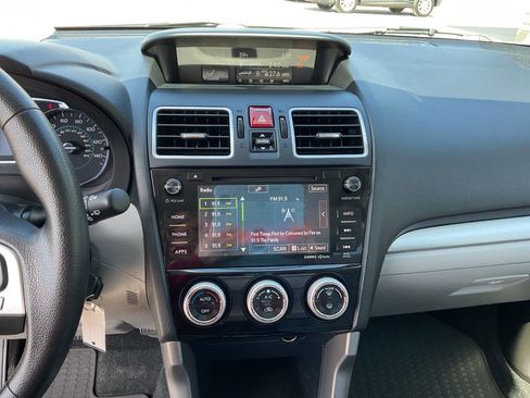 Used 2018 Subaru Forester 2.5i Premium image 23