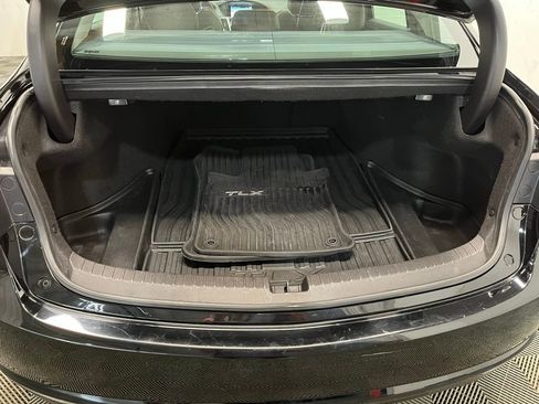 Used 2017 Acura TLX w/ Technology Package image 18