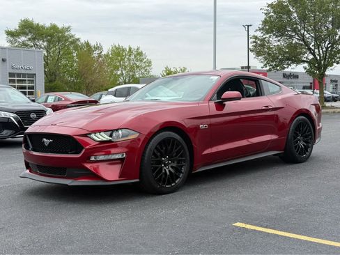 Used 2019 Ford Mustang GT Premium w/ GT Performance Package RWD image 3