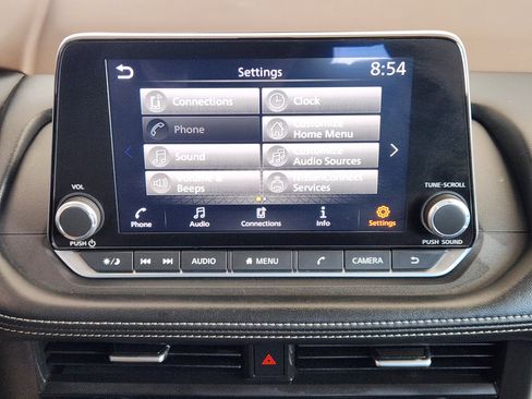 Used 2023 Nissan Rogue SV image 17