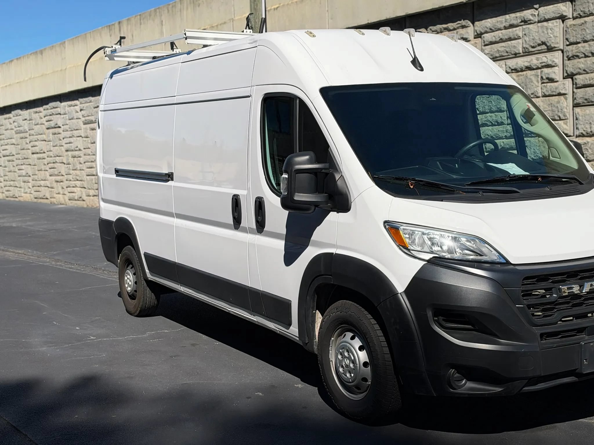 Used 2023 RAM ProMaster 2500 FWD image 32