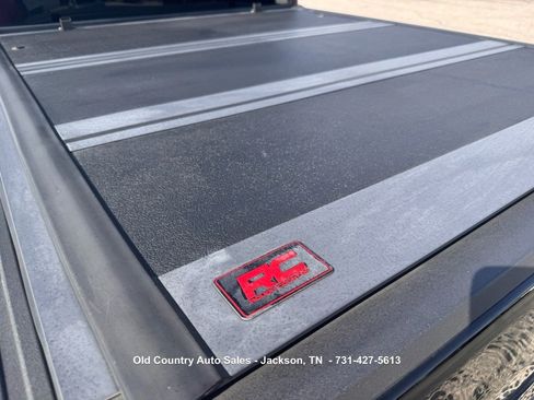 Used 2023 Jeep Gladiator Overland AWD/4WD image 10