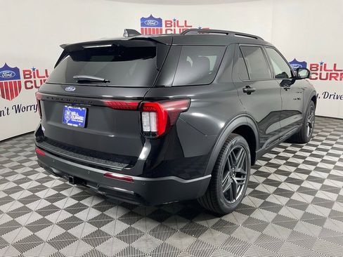 New 2026 Ford Explorer ST-Line image 3