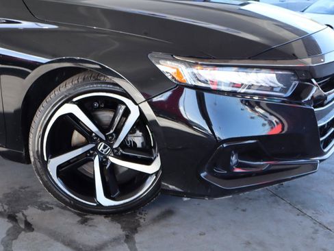 Used 2021 Honda Accord Sport Special Edition image 4