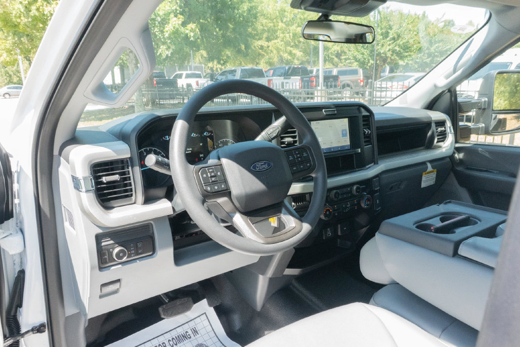 New 2027 Ford F250 XL w/ XL Chrome Package RWD image 20