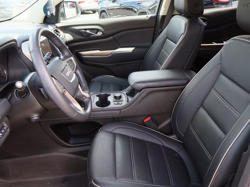 Certified 2022 GMC Acadia Denali w/ Denali Ultimate Package FWD image 22