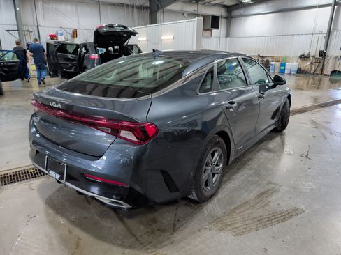Used 2023 Kia K5 LXS FWD image 3