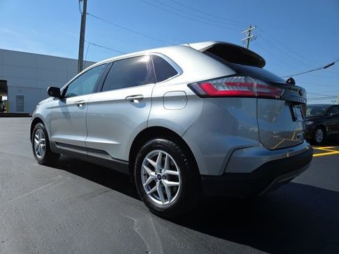 Used 2022 Ford Edge SEL image 5