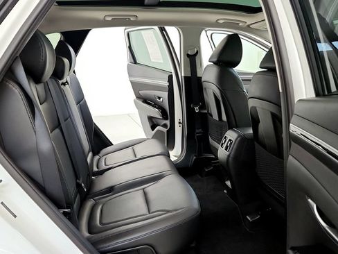 Used 2023 Hyundai Tucson Limited AWD/4WD image 18