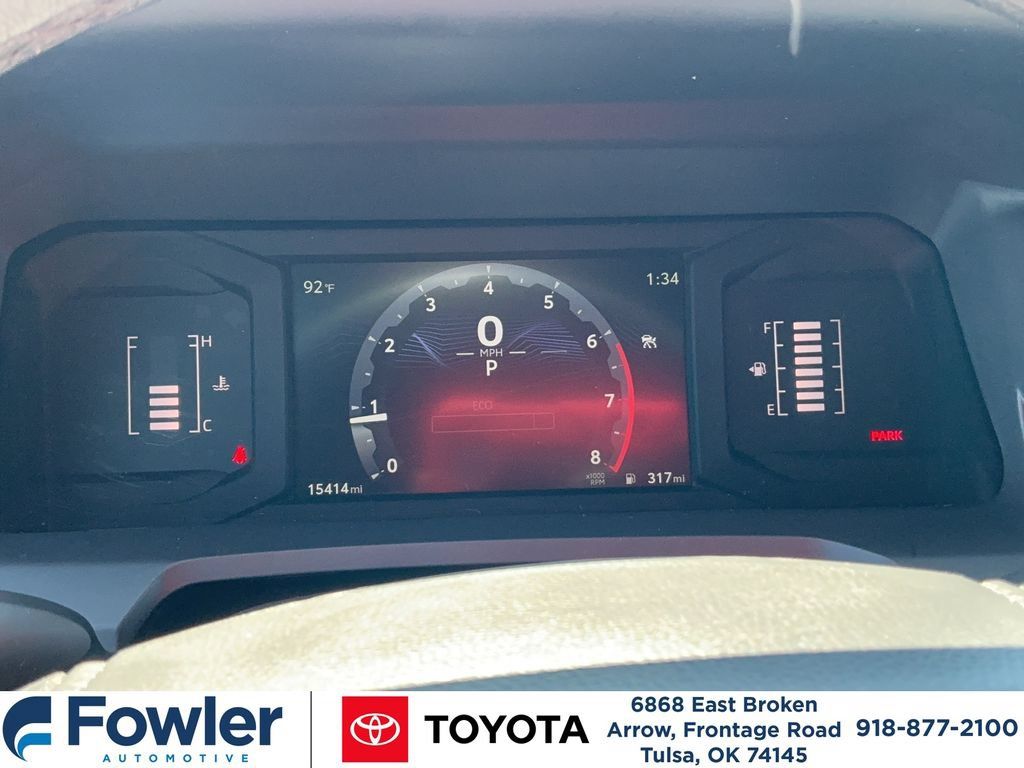 Certified 2025 Toyota Tacoma SR5 w/ SR5 Upgrade Package AWD/4WD image 22