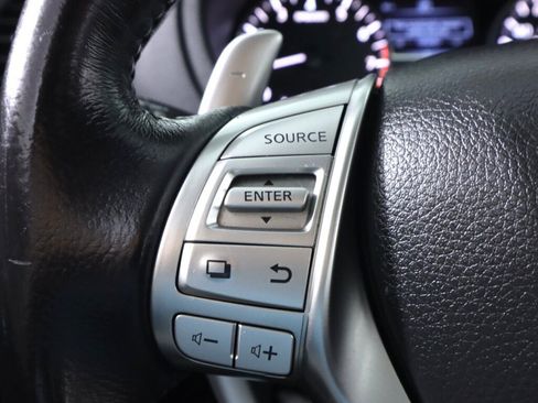 Used 2018 Nissan Altima 2.5 SR w/ SR Midnight Edition FWD image 13