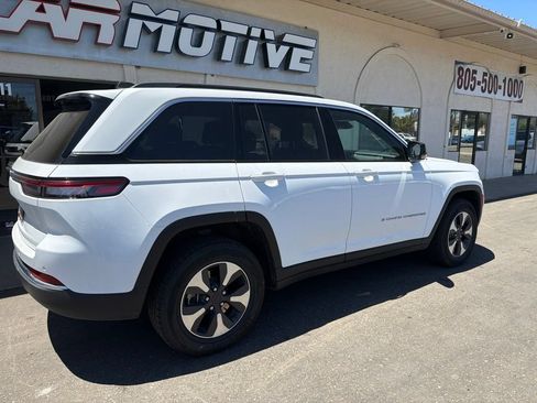 Used 2024 Jeep Grand Cherokee Limited 4xe AWD/4WD image 2