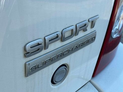 Used 2009 Land Rover Range Rover Sport Supercharged AWD/4WD image 9
