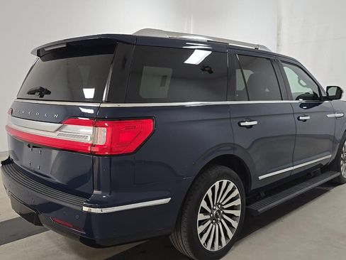 Used 2019 Lincoln Navigator Reserve AWD/4WD image 3