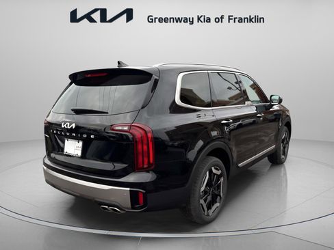 New 2025 Kia Telluride S image 7
