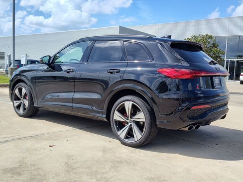 Used 2025 Audi SQ5 Prestige AWD/4WD image 6