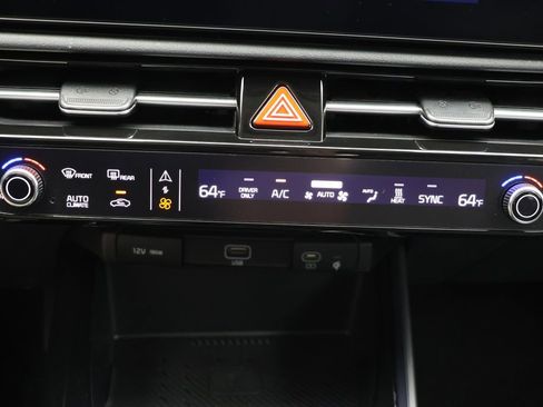 Used 2024 Kia Niro Wind w/ Wind Preserve Package FWD image 21