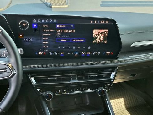 Certified 2026 Chevrolet Traverse High Country w/ LPO, Floor Liner Package AWD/4WD image 13