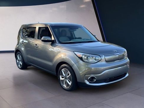 Used 2017 Kia Soul EV image 7