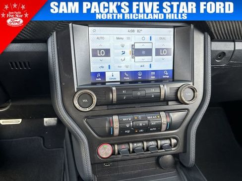 Used 2021 Ford Mustang Shelby GT500 w/ Carbon Fiber Track Pack image 28