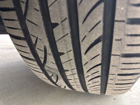 Used 2024 Ford Edge Titanium image 35