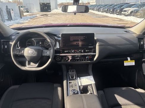 New 2026 Nissan Pathfinder SV AWD/4WD image 12