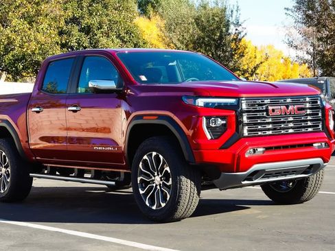 New 2026 GMC Canyon Denali AWD/4WD image 8