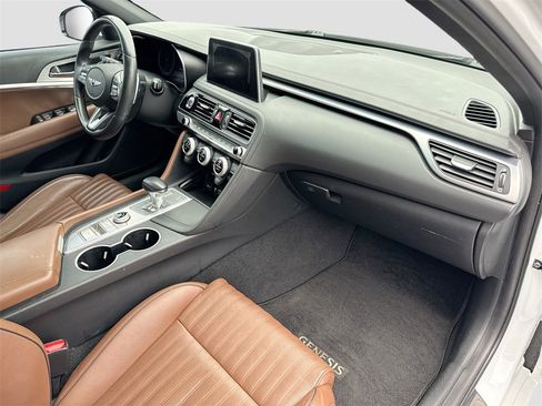 Used 2020 Genesis G70 2.0T w/ Elite Package image 30
