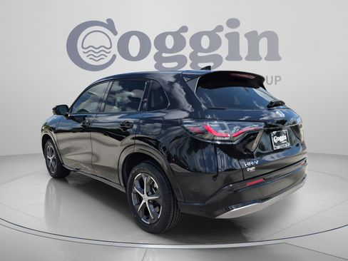 Certified 2023 Honda HR-V EX-L image 4