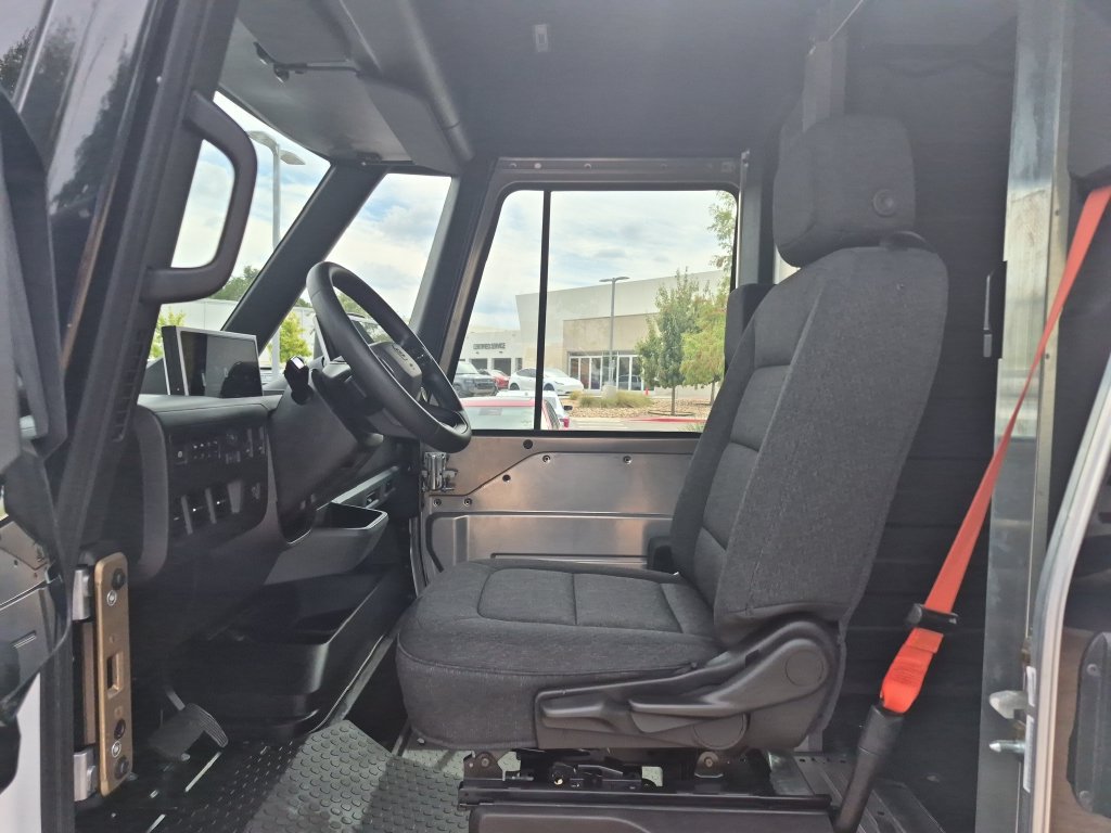 Used 2024 Chevrolet Brightdrop 600 w/ Commercial Equipment Package AWD/4WD image 15