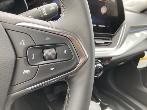 New 2026 Chevrolet Trax LT w/ Driver Confidence Package image 21