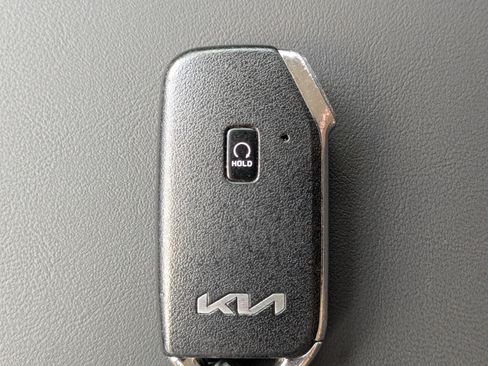 Certified 2022 Kia Sorento S image 39