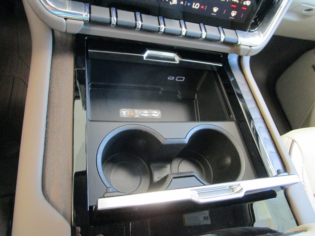 New 2026 GMC Yukon Denali w/ Advanced Technology Package RWD image 38