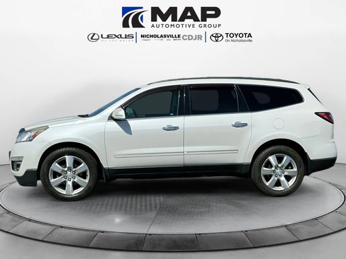 Used 2016 Chevrolet Traverse LTZ image 2