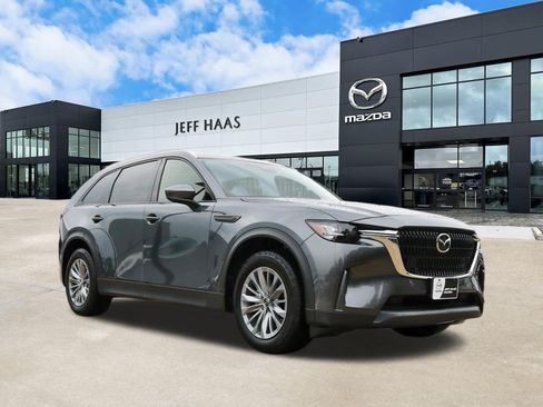 Used 2024 MAZDA CX-90 3.3 Turbo w/ Preferred Package AWD/4WD image 4