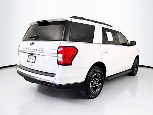 Used 2023 Ford Expedition XLT image 10