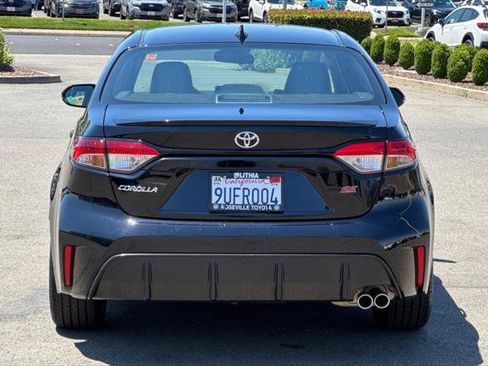 Certified 2025 Toyota Corolla SE w/ Convenience Package FWD image 8