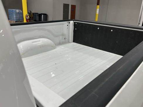 Used 2017 RAM 1500 Laramie w/ Convenience Group image 10