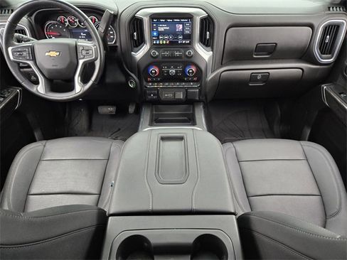 Used 2022 Chevrolet Silverado 2500 LTZ w/ LTZ Convenience Package image 16