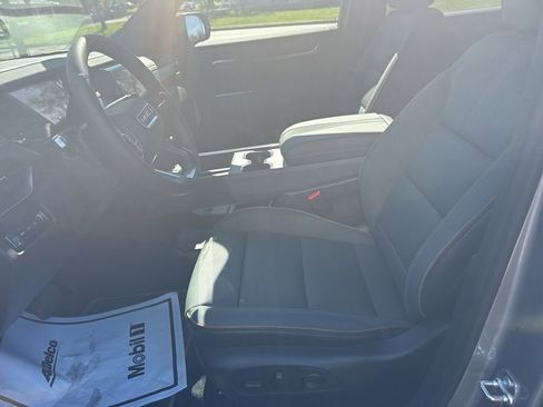 New 2026 GMC Acadia AT4 w/ Luxury Package AWD/4WD image 15