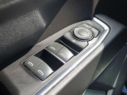 Used 2023 Chevrolet Silverado 1500 LT AWD/4WD image 26