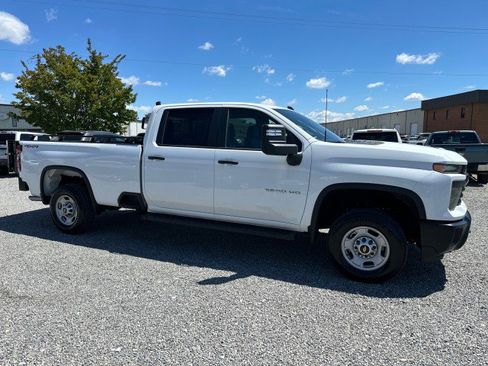 Used 2024 Chevrolet Silverado 2500 W/T w/ WT Convenience Package AWD/4WD image 7