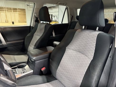 Used 2020 Toyota 4Runner SR5 image 10