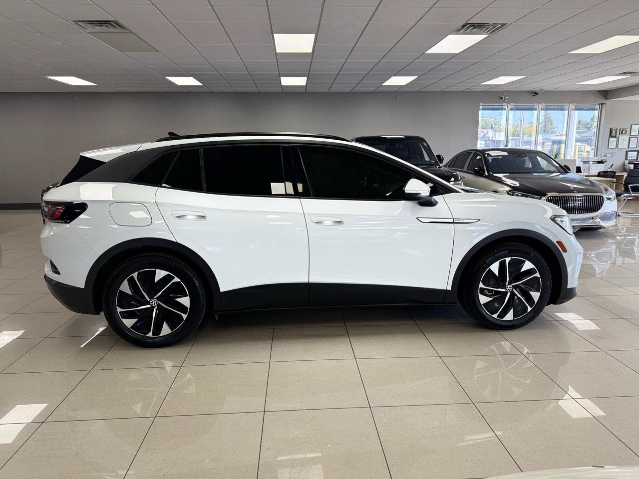 Used 2021 Volkswagen ID.4 Pro S RWD image 3