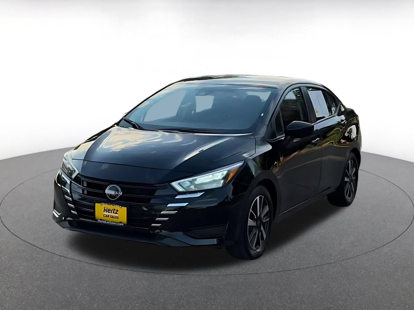 Used 2025 Nissan Versa SV FWD image 6