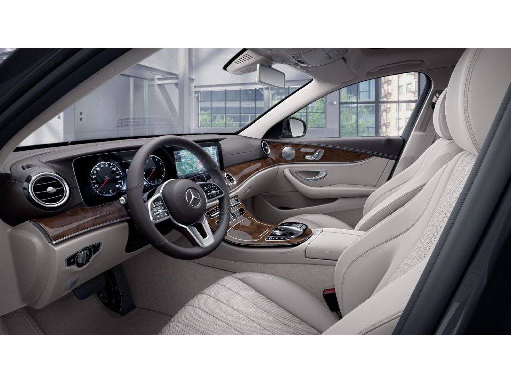 Used 2019 Mercedes-Benz E 300 4MATIC image 3