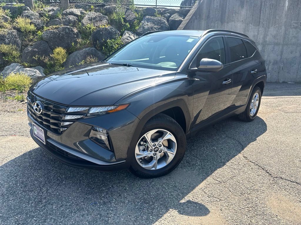 Certified 2023 Hyundai Tucson SEL AWD/4WD image 2